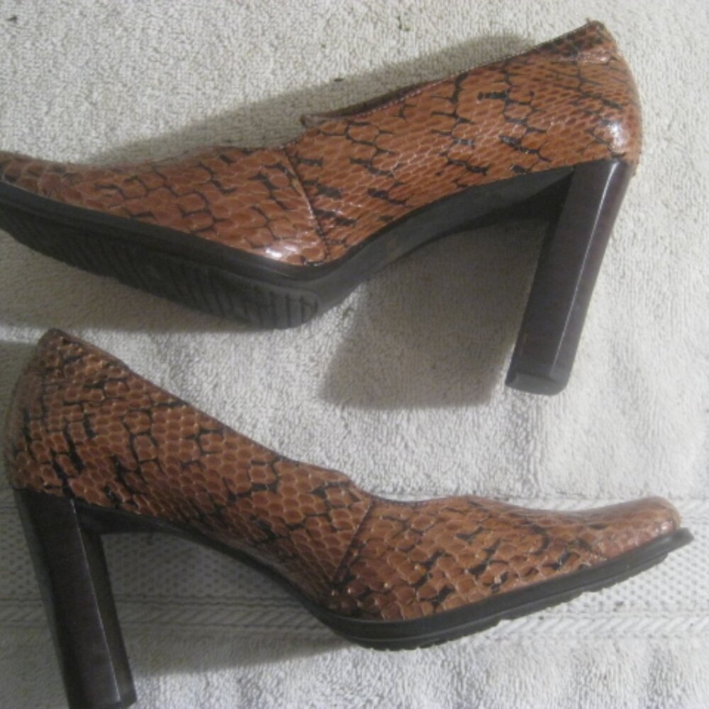 Womans shoes
